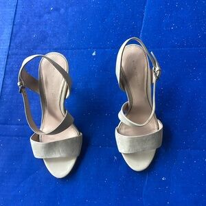 Chic light tan formal Women's heels, size 37.5 (7/7.5 US)
